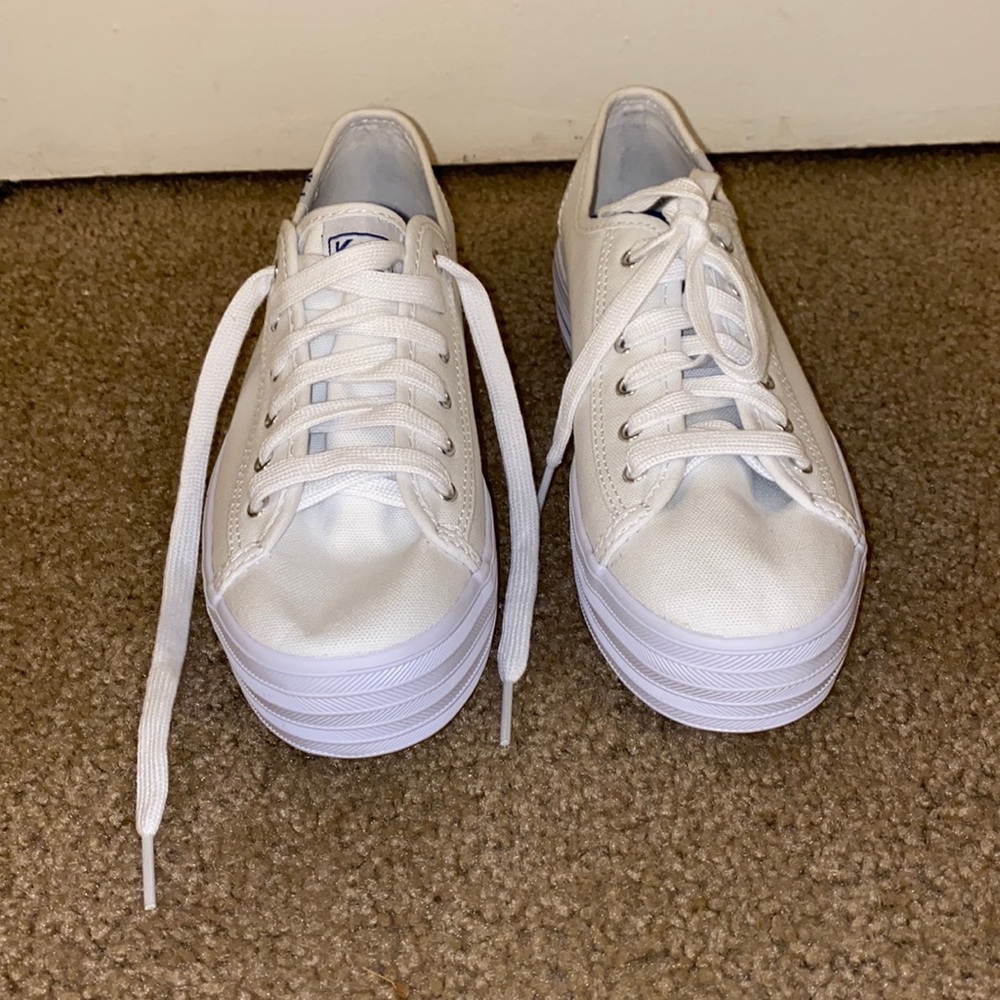 KEDS PLATFORM WHITE SNEAKERS